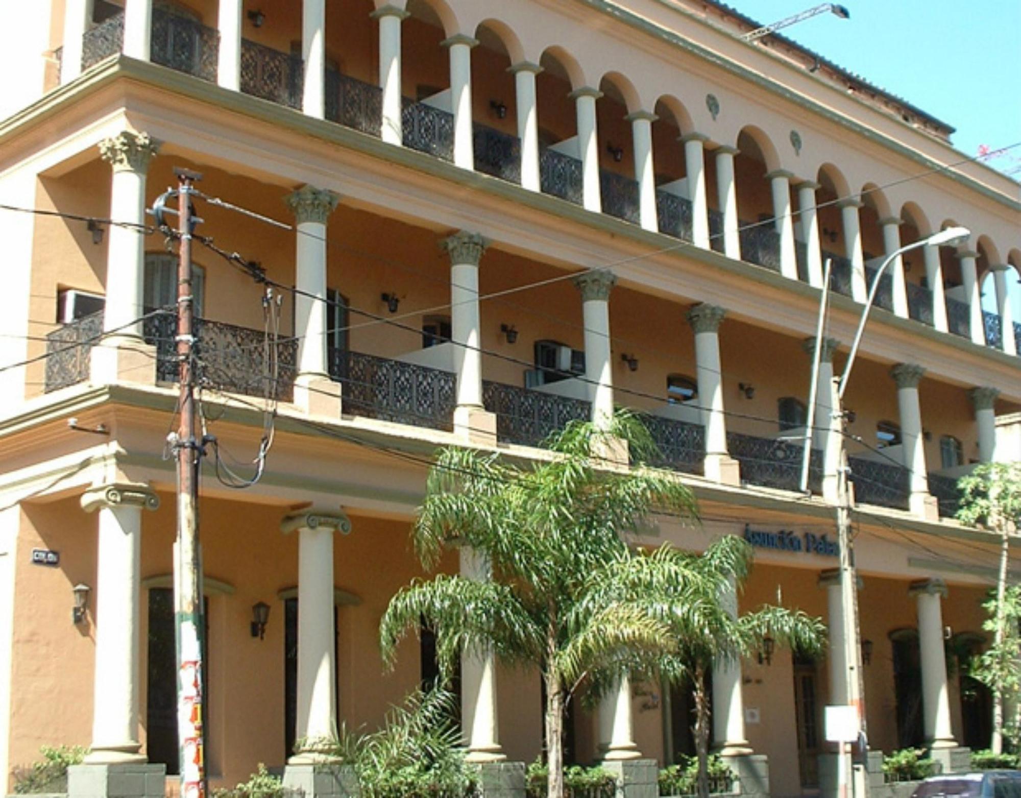 Asuncion Palace Экстерьер фото